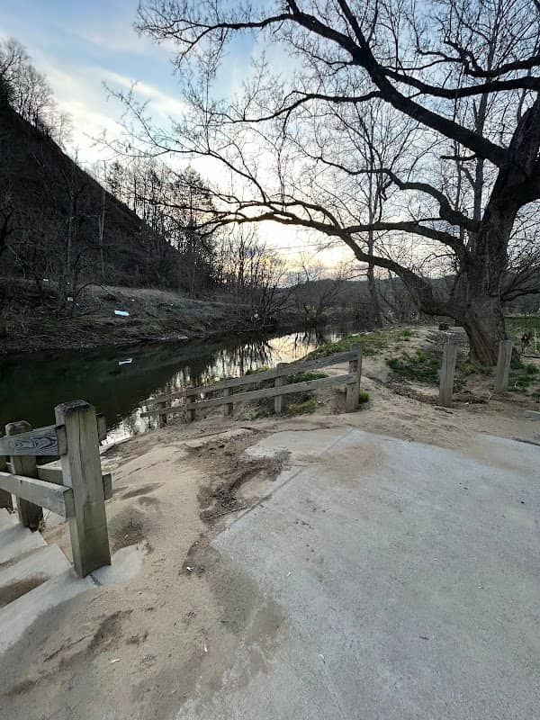 Swinging Bridge Boat Launch - Image 2
