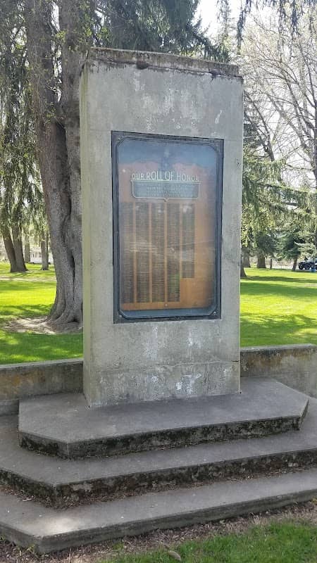 Palouse Pool And Park - Image 1