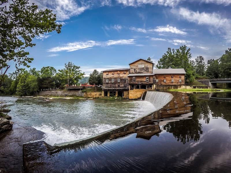 Loretta Lynn's Ranch - Image 1