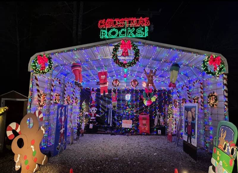 Portwood Family Christmas lights - Image 2
