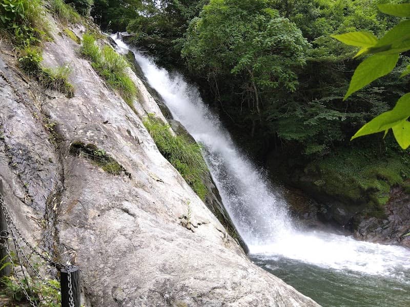 Kannon Falls - Image 1