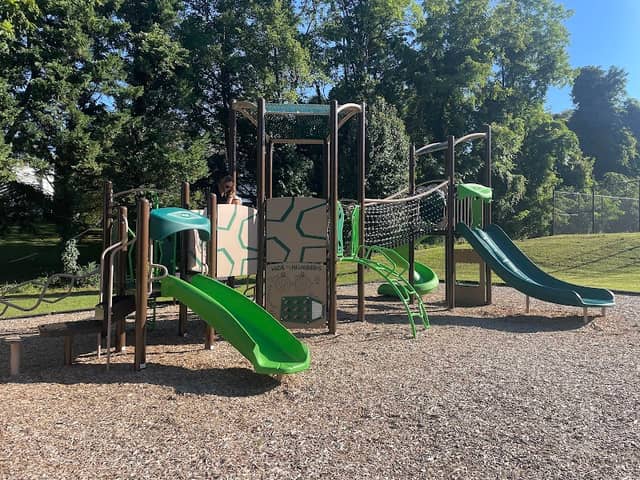 Mary Elizabeth Park - Image 1