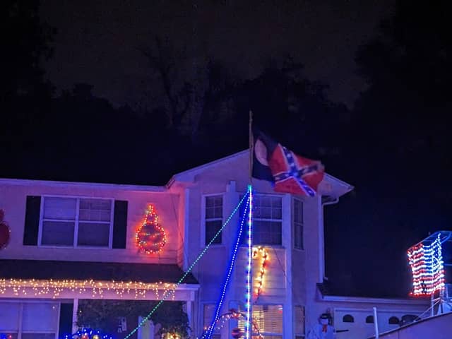 Greyfield drive Christmas Light Show - Image 1