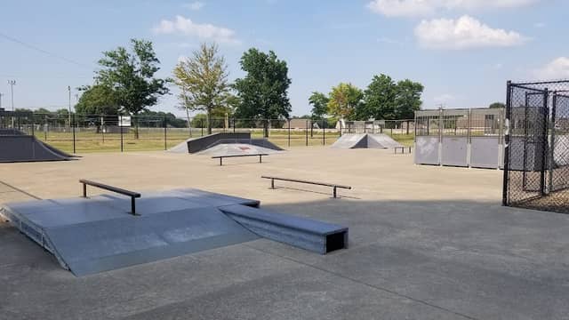 Skateboard Park - Image 1