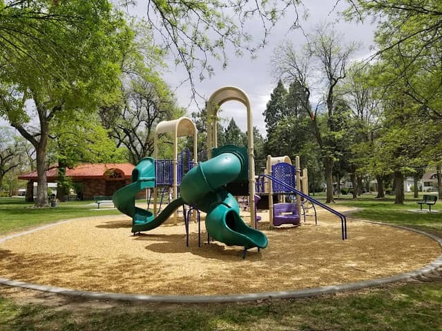 Hawthorne Park - Image 1