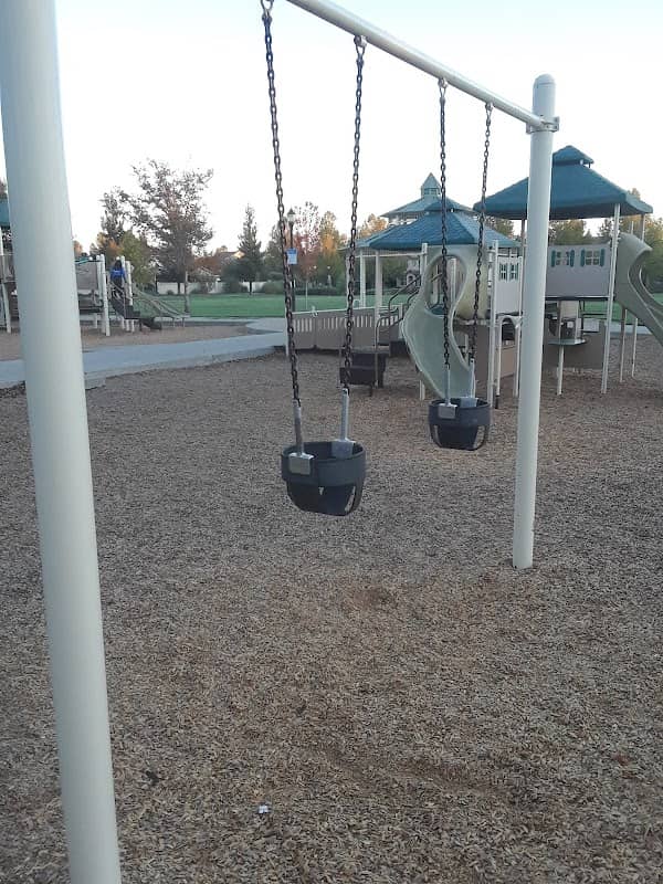 Veterans Park - Image 2