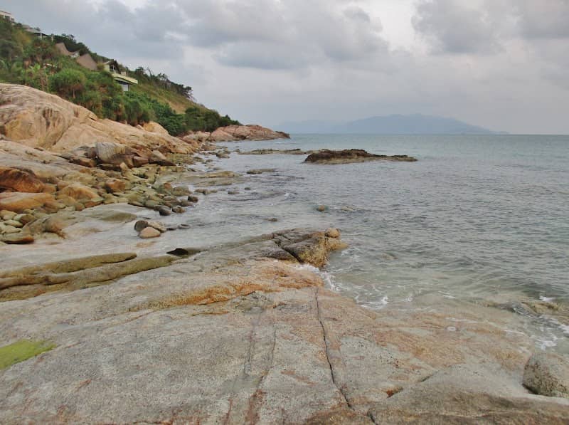 Sea Rocks @ West End Thong-son Bay - Image 3