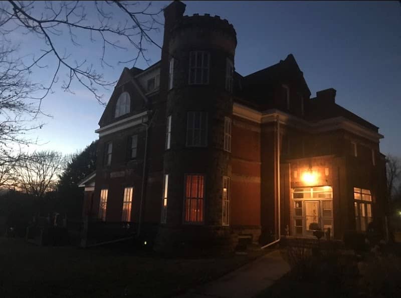 RavenHearse Manor - Image 1