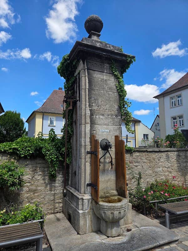 Historischer Brunnen - Image 1