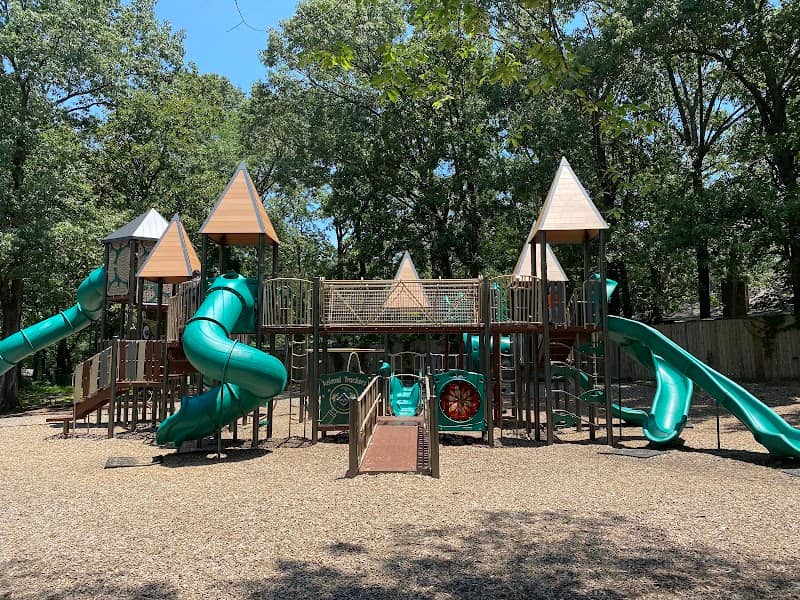 Kids Towne Park and Dog Park - Image 1