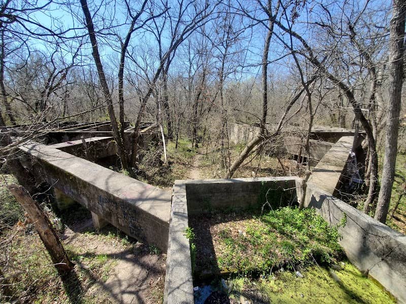 Riverview Park - Image 1