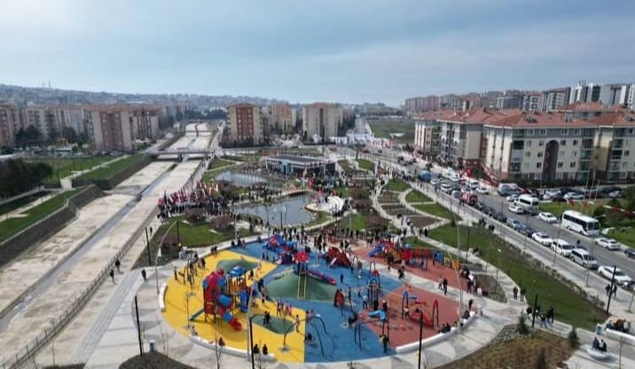 Silivri Cumhuriyet Parkı - Image 2