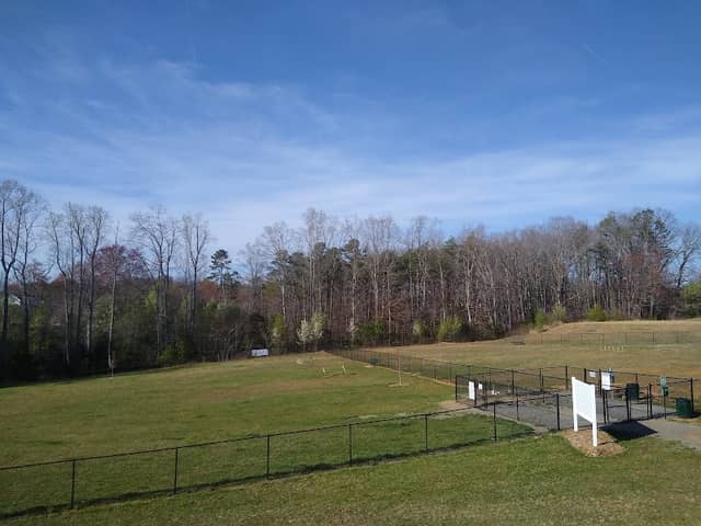 King Dog Park - Image 1
