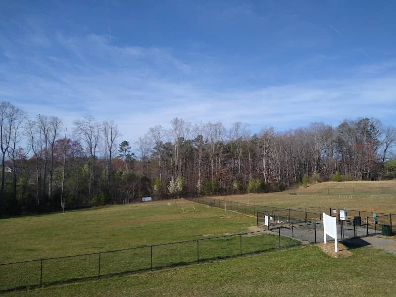 King Dog Park - Image 1