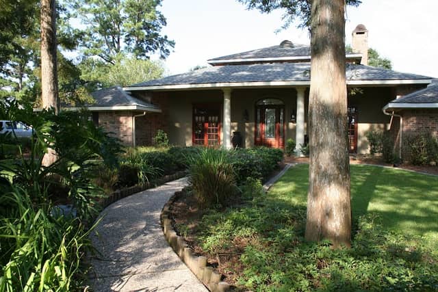 Louisiana Cajun Mansion Bed and Breakfast - Image 2