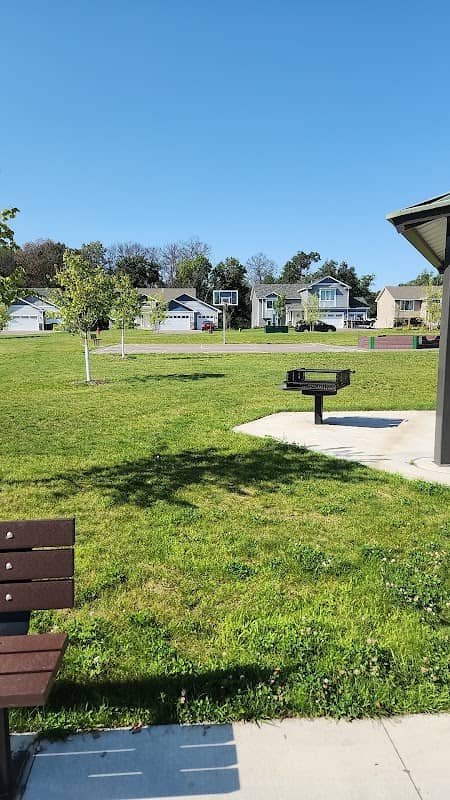 Siwek Park - Image 2