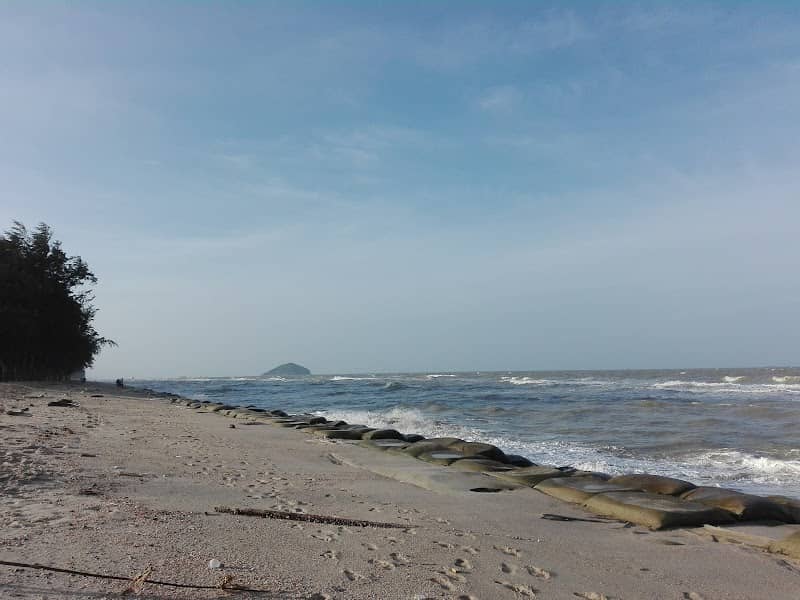 Chalathat Beach - Image 1