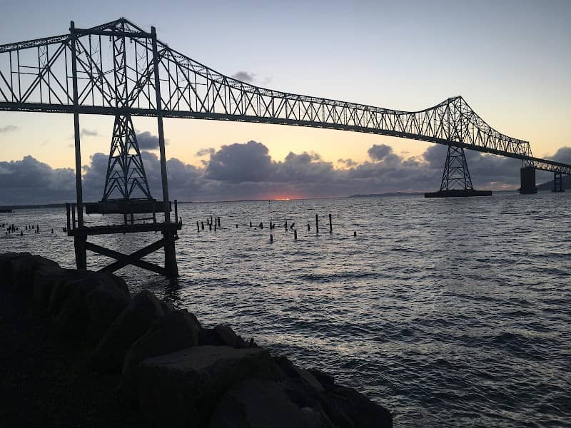 Astoria Riverwalk Viewpoint - Image 3