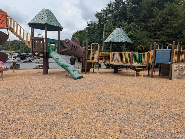 Lake Thom-A-Lex Park - Image 1