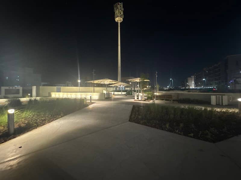 Al Asshab park - Image 1