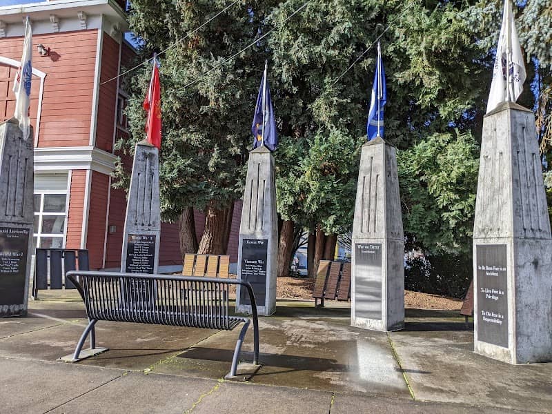 Ridgefield Veterans Memorial - Image 1