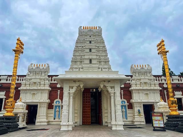 Shiva-Vishnu Temple - Image 2