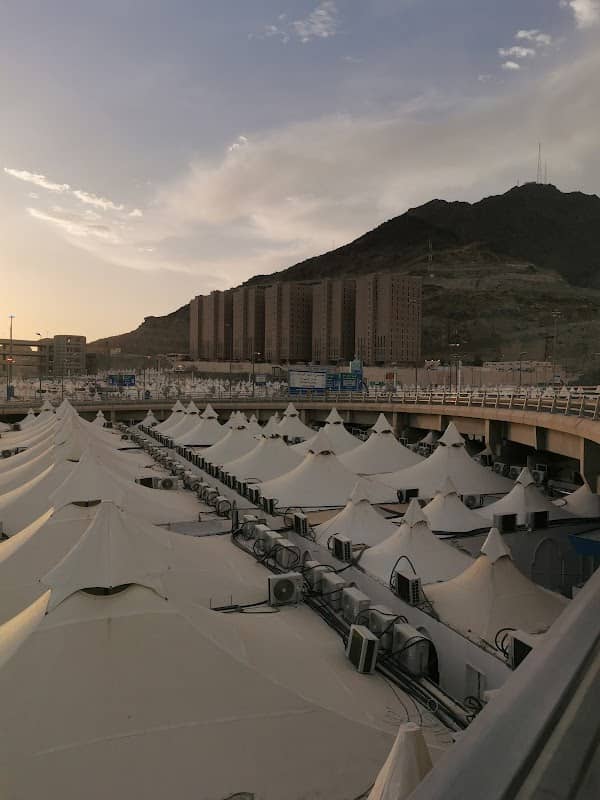 منى - Image 1
