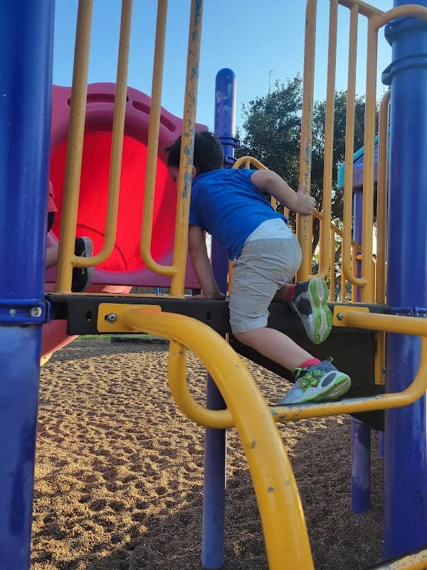 Nell Tolle Park - Image 2