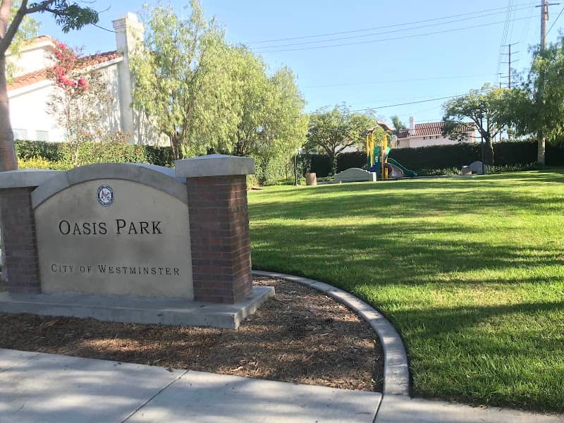 Oasis Park - Image 2