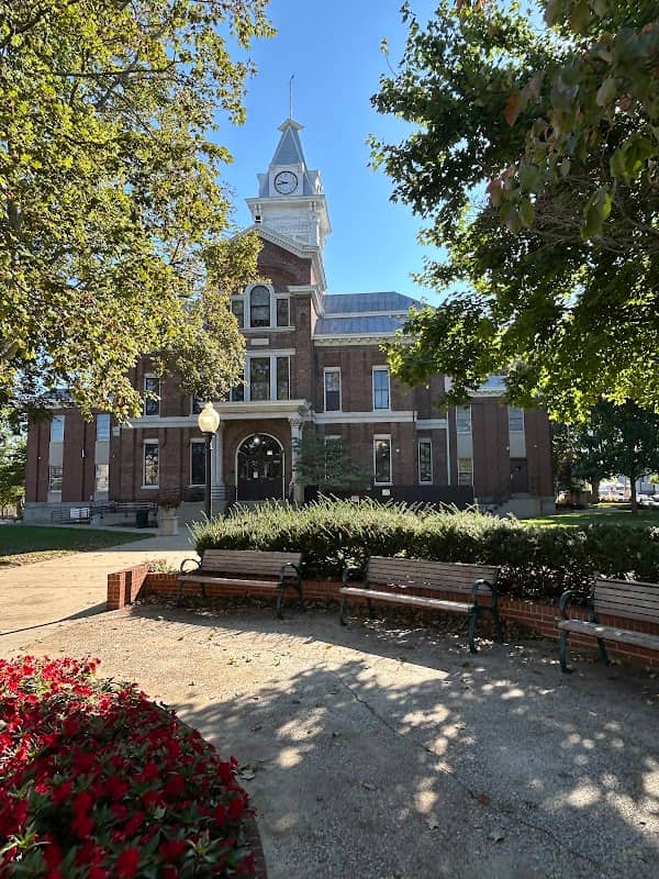 Franklin public concert hall and park - Image 2