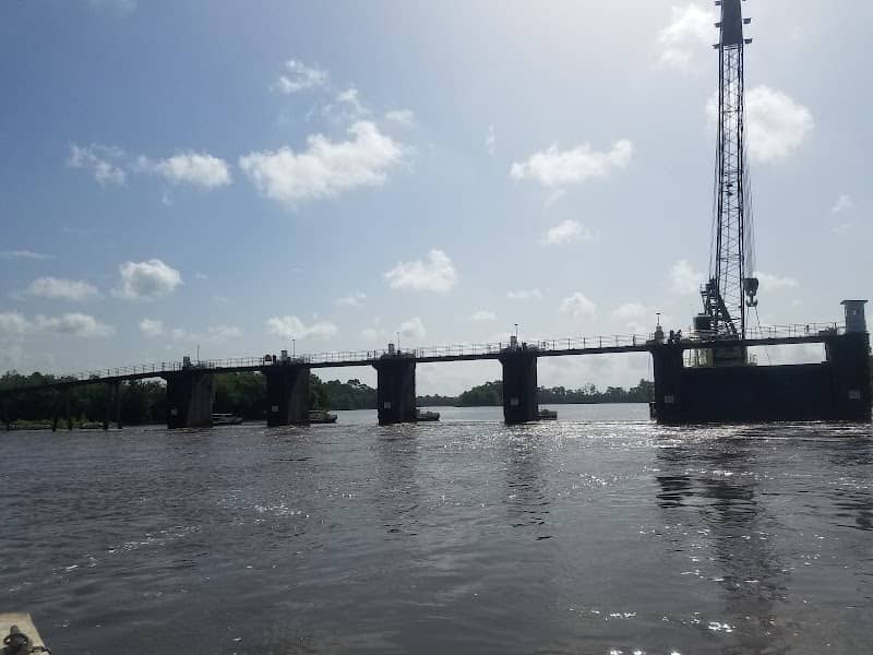salt water barrier Calcasieu river - Image 1