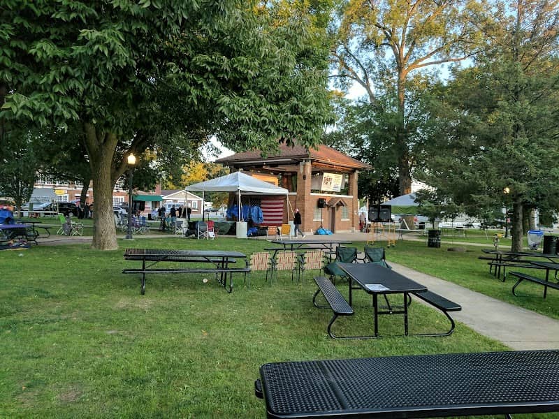 Village Square Park - Image 1