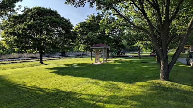 William Hatton Park - Image 2