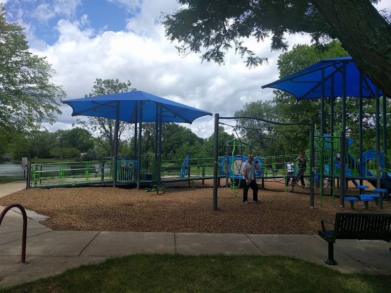 Schraeder Park, Bolingbrook Park District - Image 2