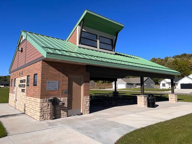 Pertzsch Park - Image 1