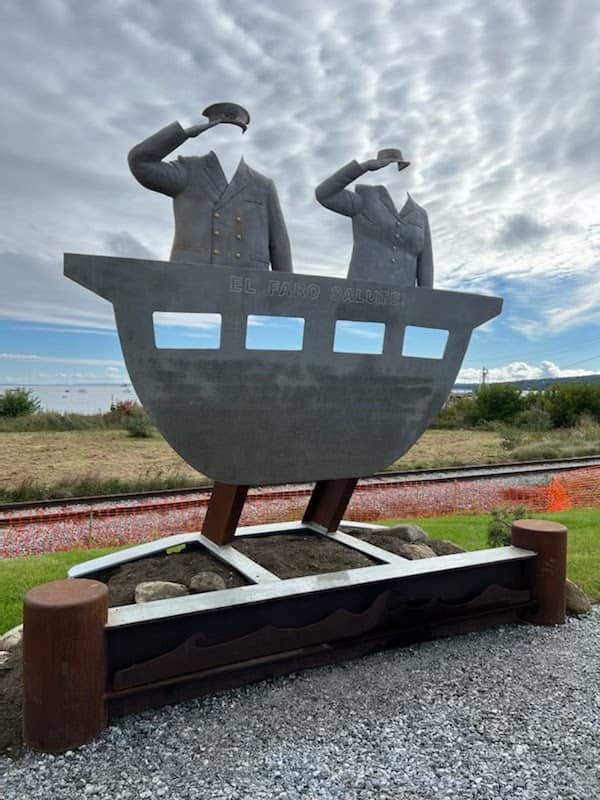 El Faro Salute! Memorial - Image 2