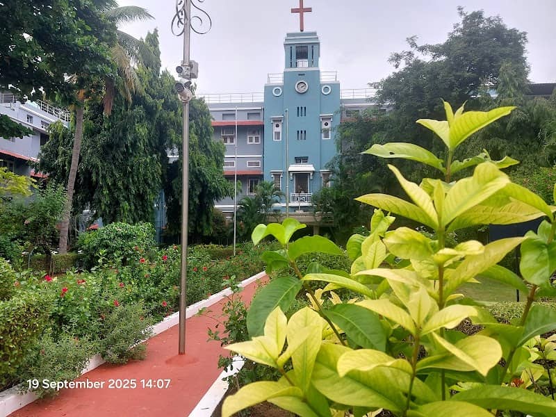 Vellore CMC Hospital FLOWER GARDEN - Image 1