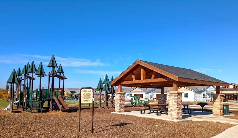 Valencia Heights Park - Image 1