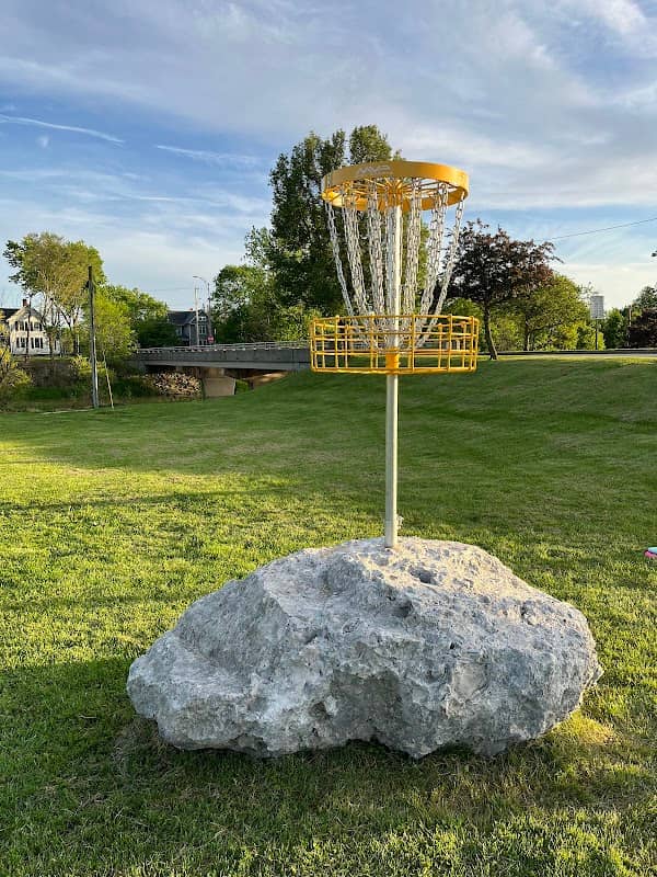 Trail Marker Disc Golf Course - Image 1