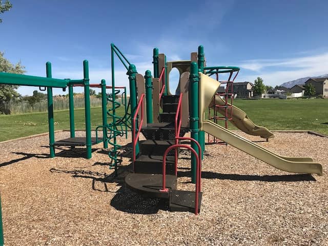 Foxglen Park - Image 1