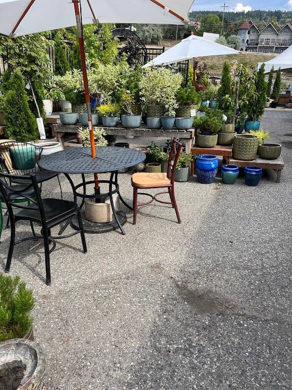 Garden seating - Image 1