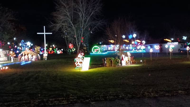 Richville Christmas Display - Image 1