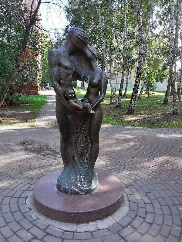 памятник "Семейные узы" - Image 1