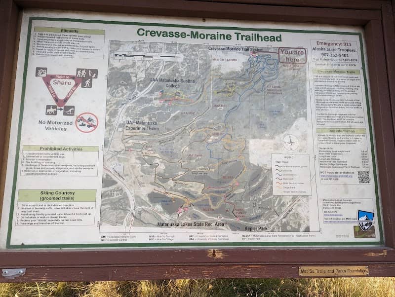Crevasse-Moraine Trailhead - Image 3