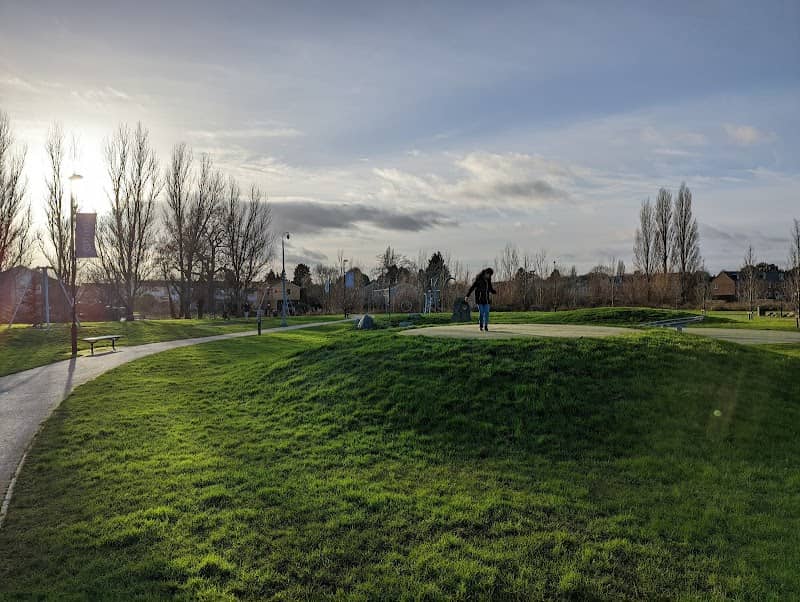 Prior Deram Public Park - Image 1