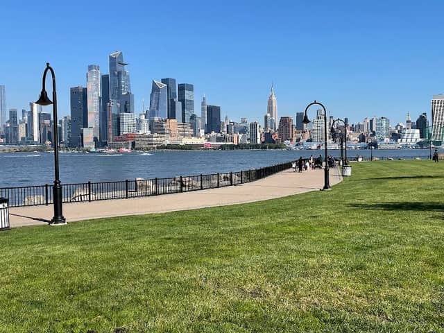 Maxwell Place Park - Image 4