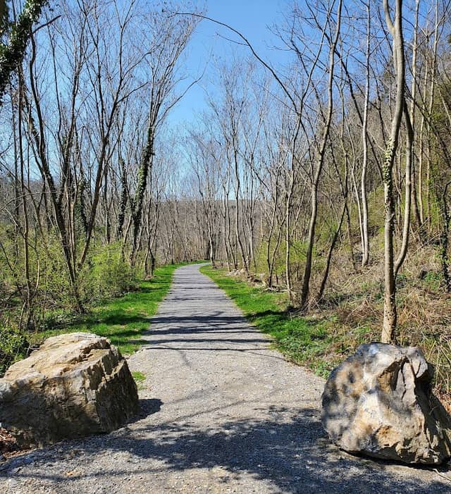 Riverbend Park - Image 1