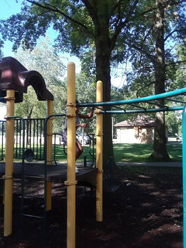 Laderman Park - Image 1