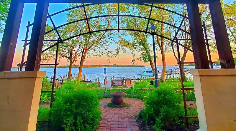 Panoway on Wayzata Bay - Image 2