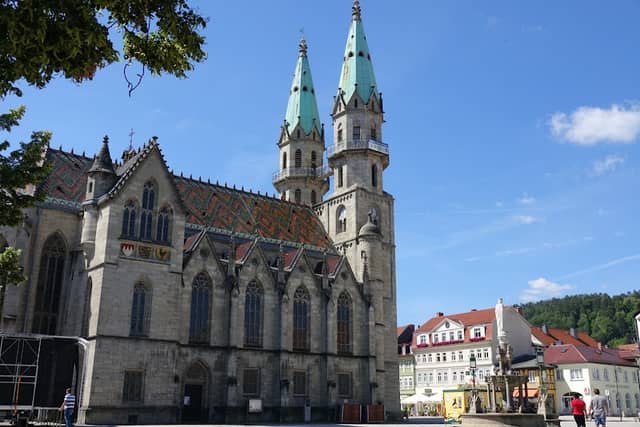 Heinrichsbrunnen Marktplatz Meiningen - Image 1